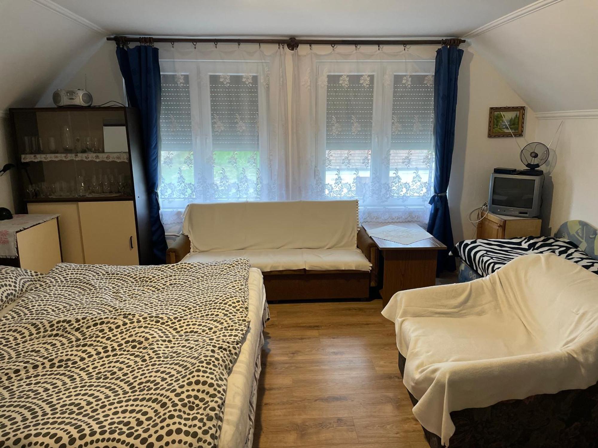 Gyoergy Vendeghaz Apartment Magyarpolany